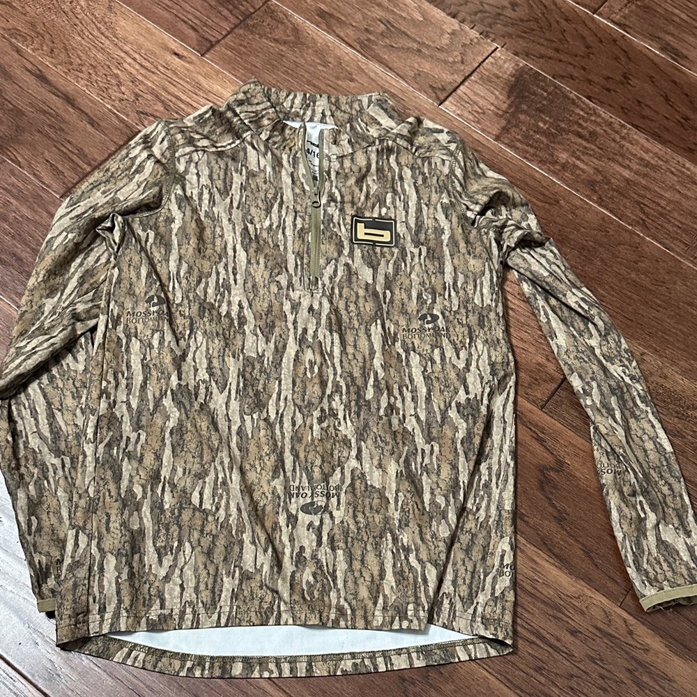 Banded Mossy Oak Bottomland Camouflage Shirt L 14/16